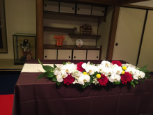 #234 神社で行われました結婚披露宴のお花飾り